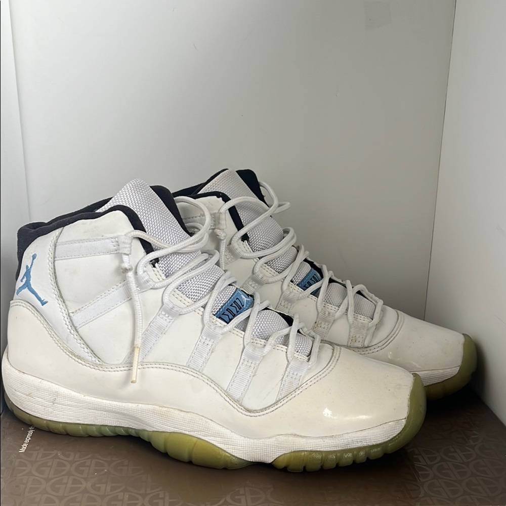 Air Jordan 11 Retro 'Legend Blue' 2014